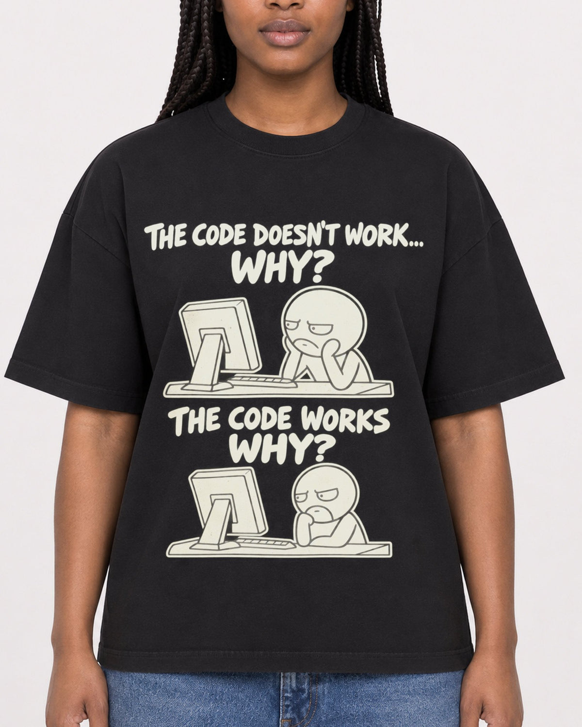 Mockup Boxy Heavyweight Tee Black female close-up 04