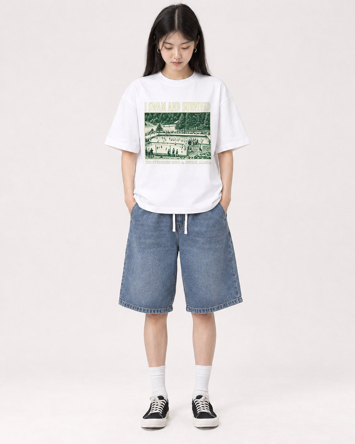 Mockup Boxy Heavyweight Tee White female full-body 01