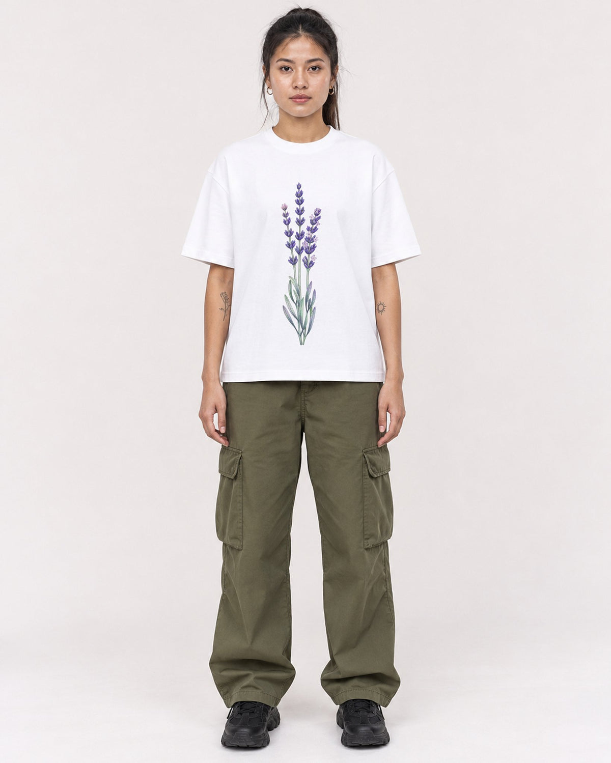Mockup Boxy Heavyweight Tee White female full-body 42