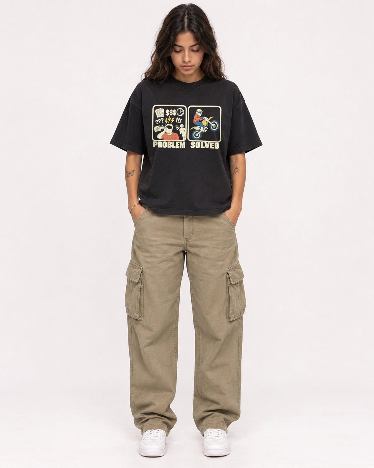 Mockup Boxy Heavyweight Tee Black female full-body 06