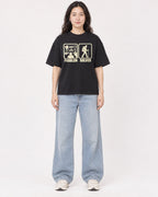 Mockup Boxy Heavyweight Tee Black female full-body 03