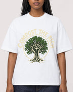 Mockup Boxy Heavyweight Tee White female close-up 04