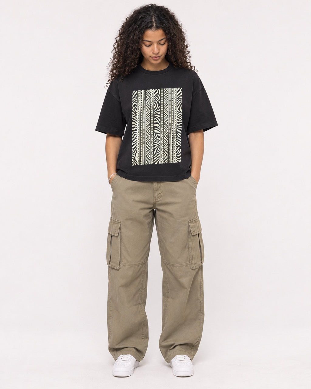 Mockup Boxy Heavyweight Tee Black female full-body 10