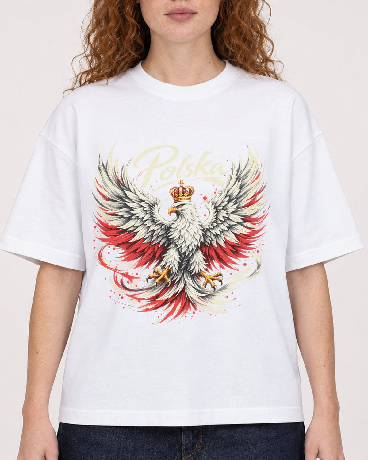 Mockup Boxy Heavyweight Tee White female close-up 09