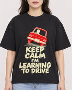 Mockup Boxy Heavyweight Tee Black female close-up 03