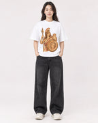 Mockup Boxy Heavyweight Tee White female full-body 03