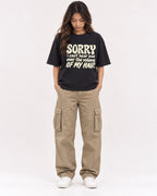 Mockup Boxy Heavyweight Tee Black female full-body 02