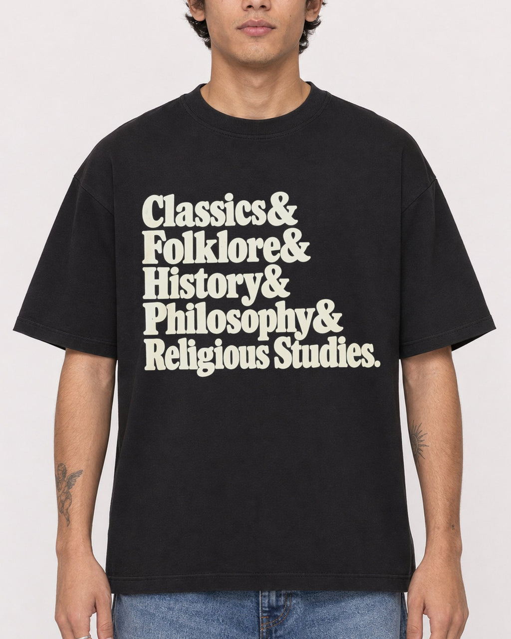 Mockup Boxy Heavyweight Tee Black male close-up 06