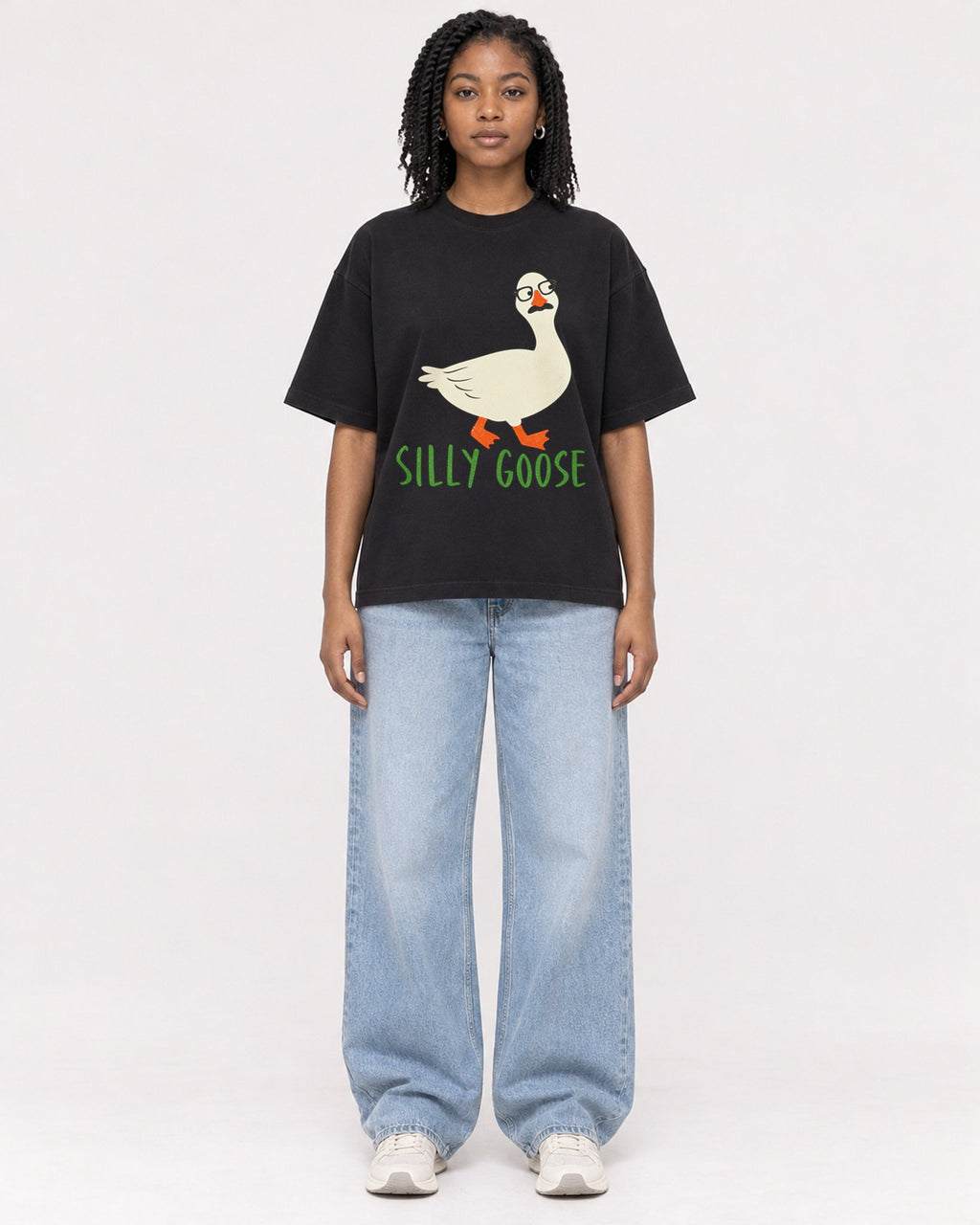 Mockup Boxy Heavyweight Tee Black female full-body 15