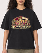 Mockup Boxy Heavyweight Tee Black female close-up 10