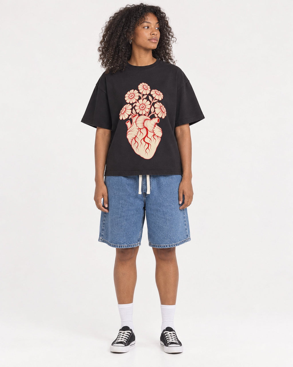 Mockup Boxy Heavyweight Tee Black female full-body 05
