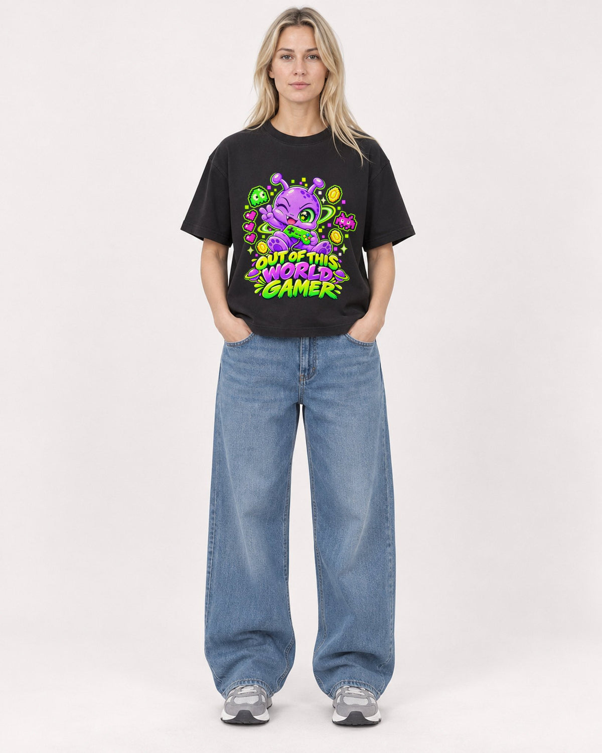 Mockup Boxy Heavyweight Tee Black female full-body 08