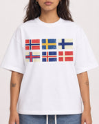 Mockup Boxy Heavyweight Tee White female close-up 06