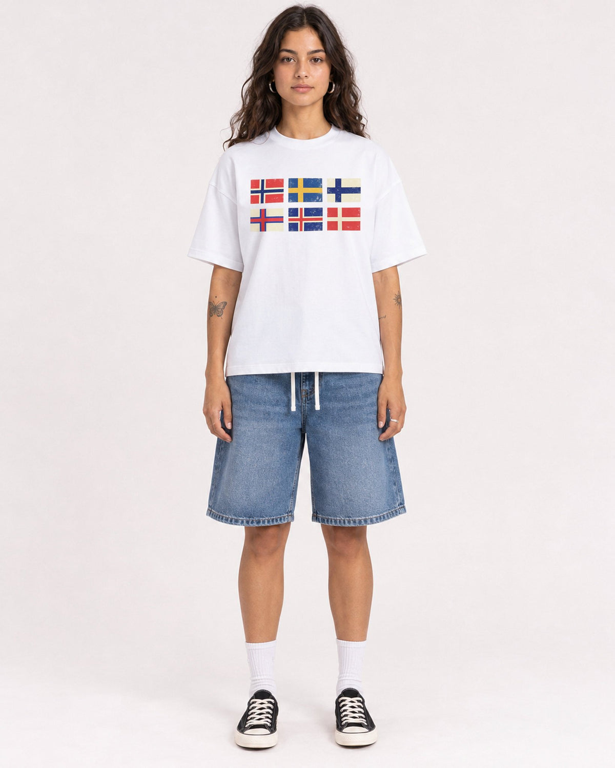 Mockup Boxy Heavyweight Tee White female full-body 06