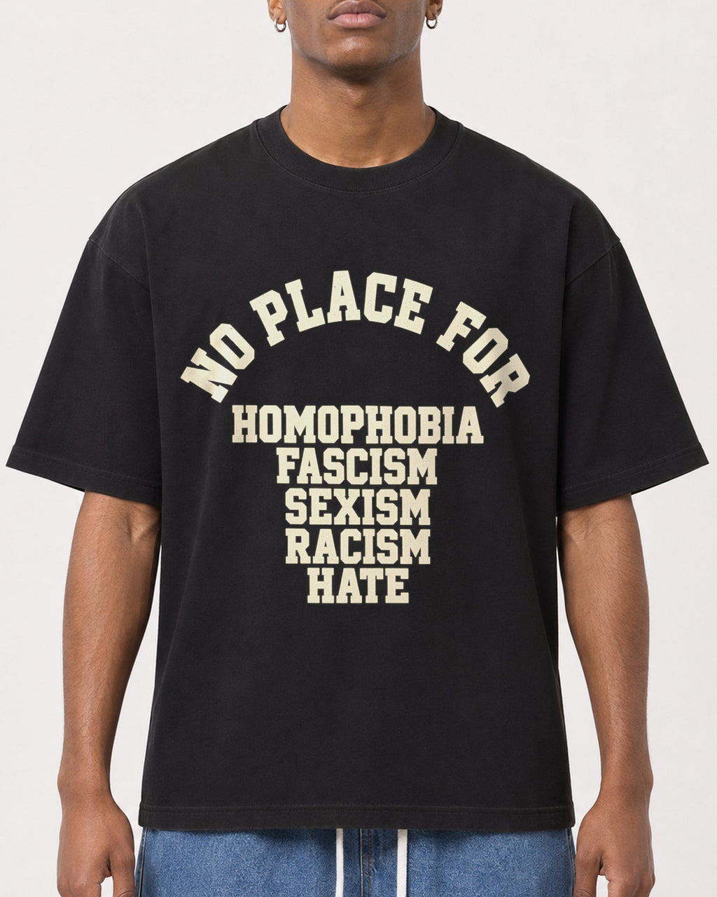Mockup Boxy Heavyweight Tee Black male close-up 15