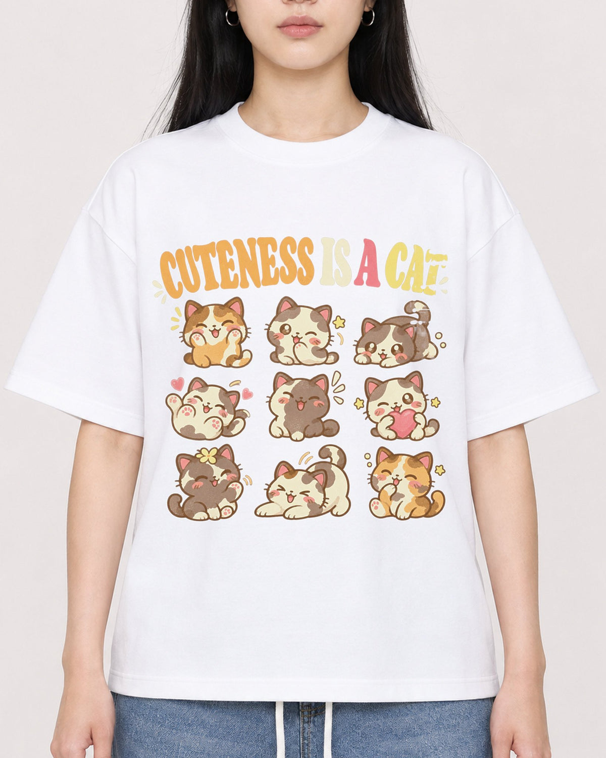 Mockup Boxy Heavyweight Tee White female close-up 01
