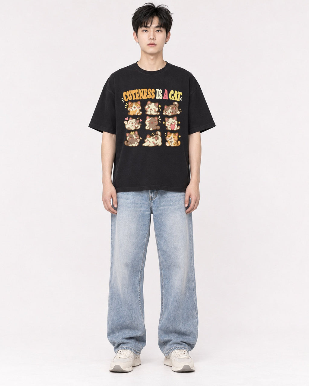 Mockup Boxy Heavyweight Tee Black male full-body 01