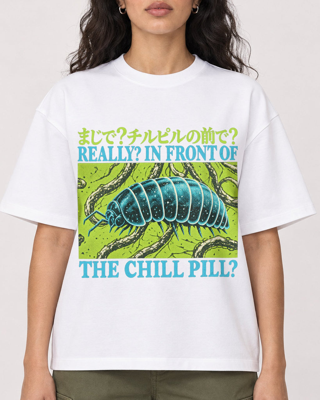 Mockup Boxy Heavyweight Tee White female close-up 07