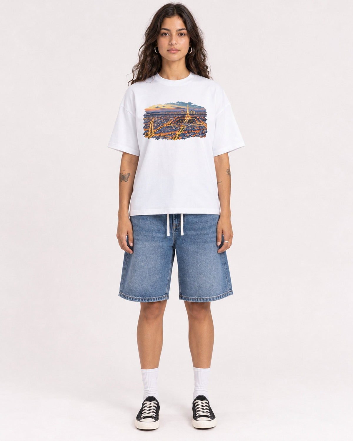 Mockup Boxy Heavyweight Tee White female full-body 06