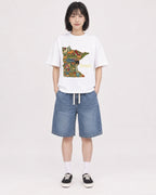 Mockup Boxy Heavyweight Tee White female full-body 11