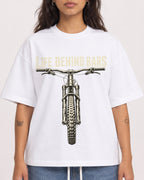 Mockup Boxy Heavyweight Tee White female close-up 06