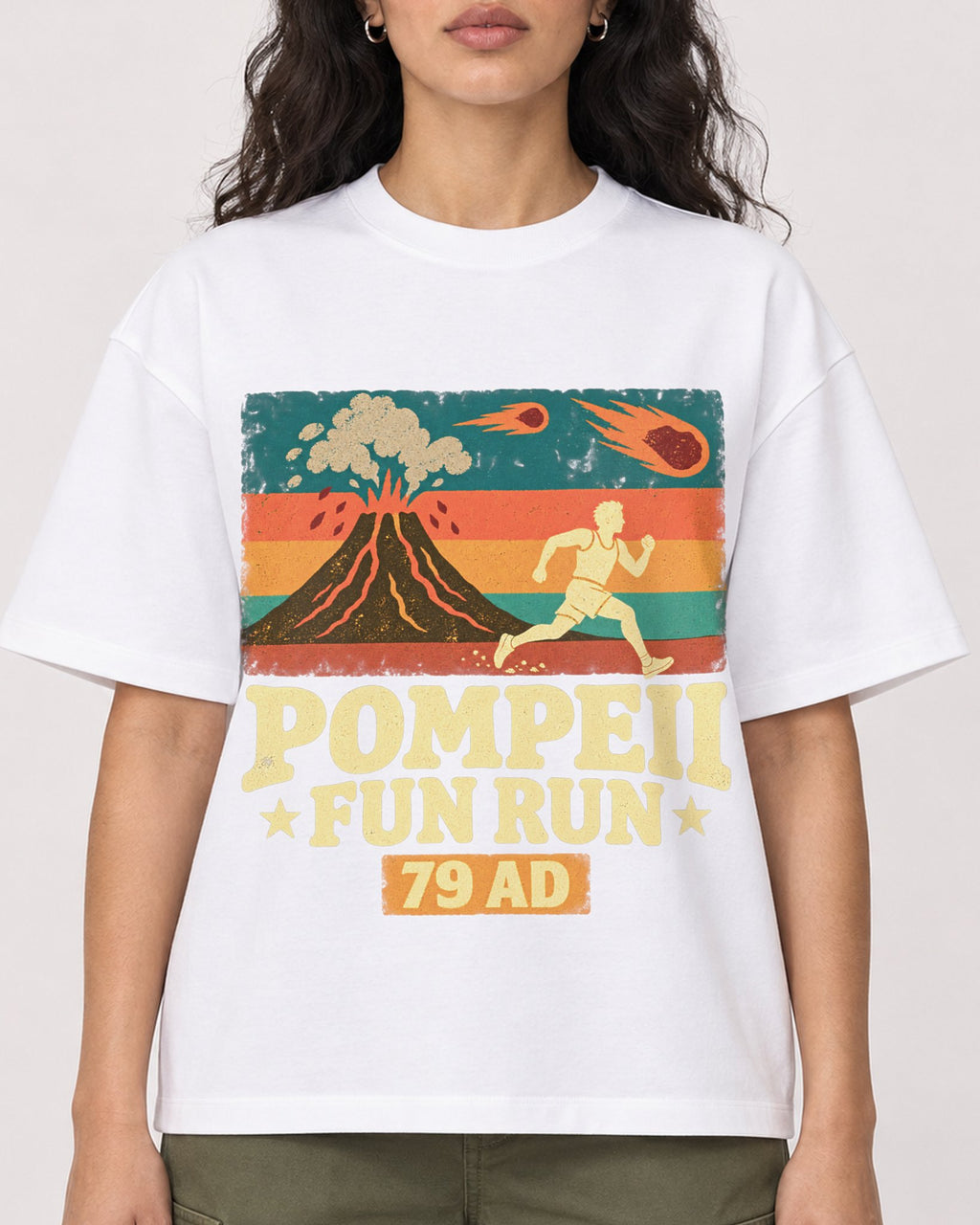 Mockup Boxy Heavyweight Tee White female close-up 07
