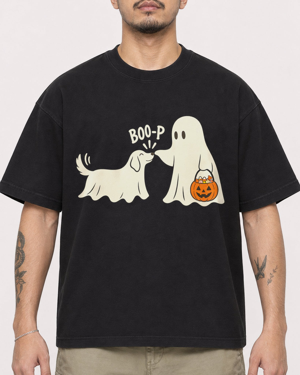 Mockup Boxy Heavyweight Tee Black male close-up 12