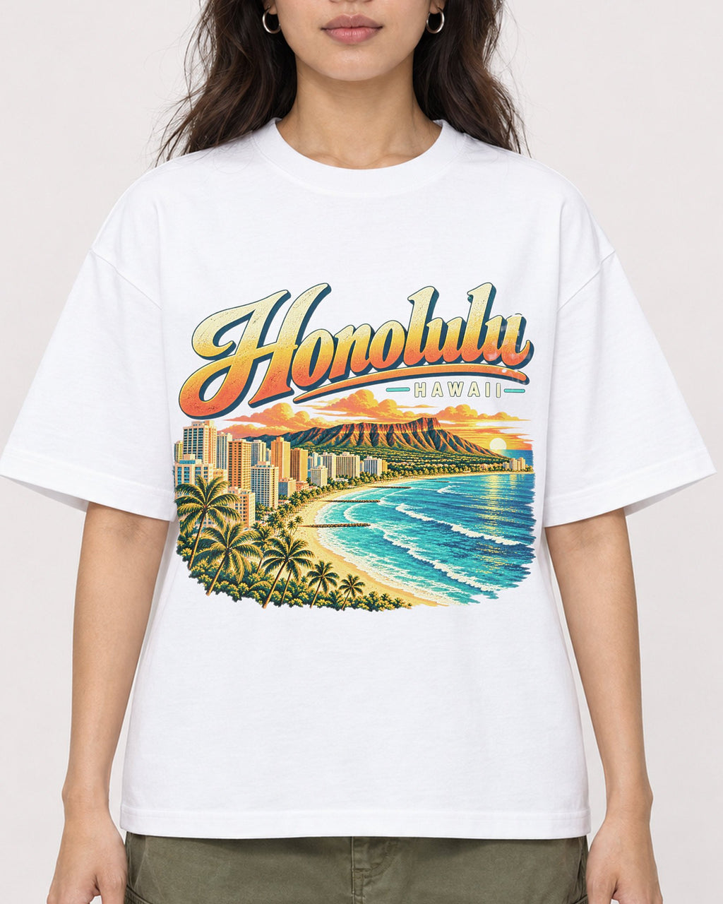 Mockup Boxy Heavyweight Tee White female close-up 02