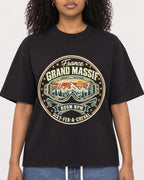 Mockup Boxy Heavyweight Tee Black female close-up 05