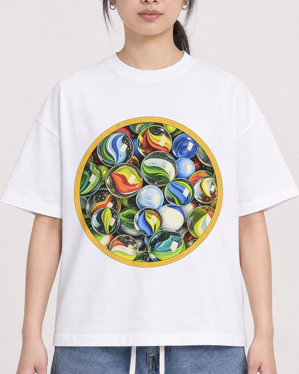 Mockup Boxy Heavyweight Tee White female close-up 21