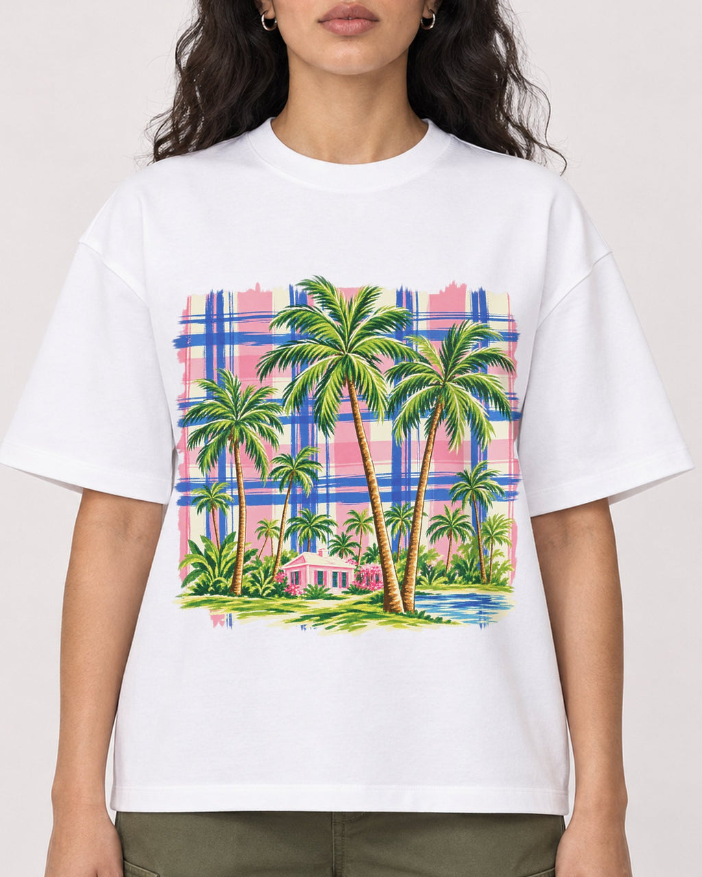 Mockup Boxy Heavyweight Tee White female close-up 07