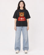Mockup Boxy Heavyweight Tee Black female full-body 03