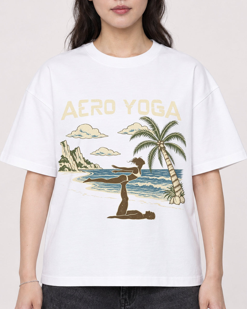 Mockup Boxy Heavyweight Tee White female close-up 03
