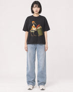 Mockup Boxy Heavyweight Tee Black female full-body 11