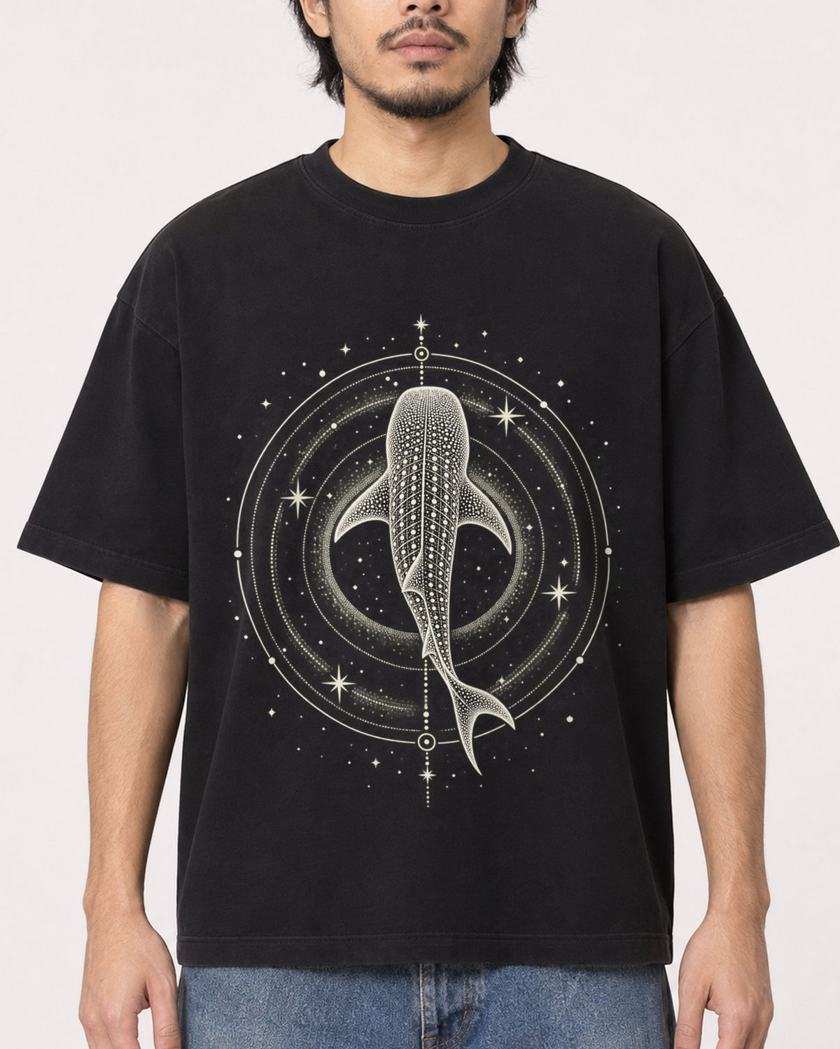 Mockup Boxy Heavyweight Tee Black male close-up 22