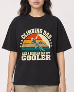 Mockup Boxy Heavyweight Tee Black female close-up 02