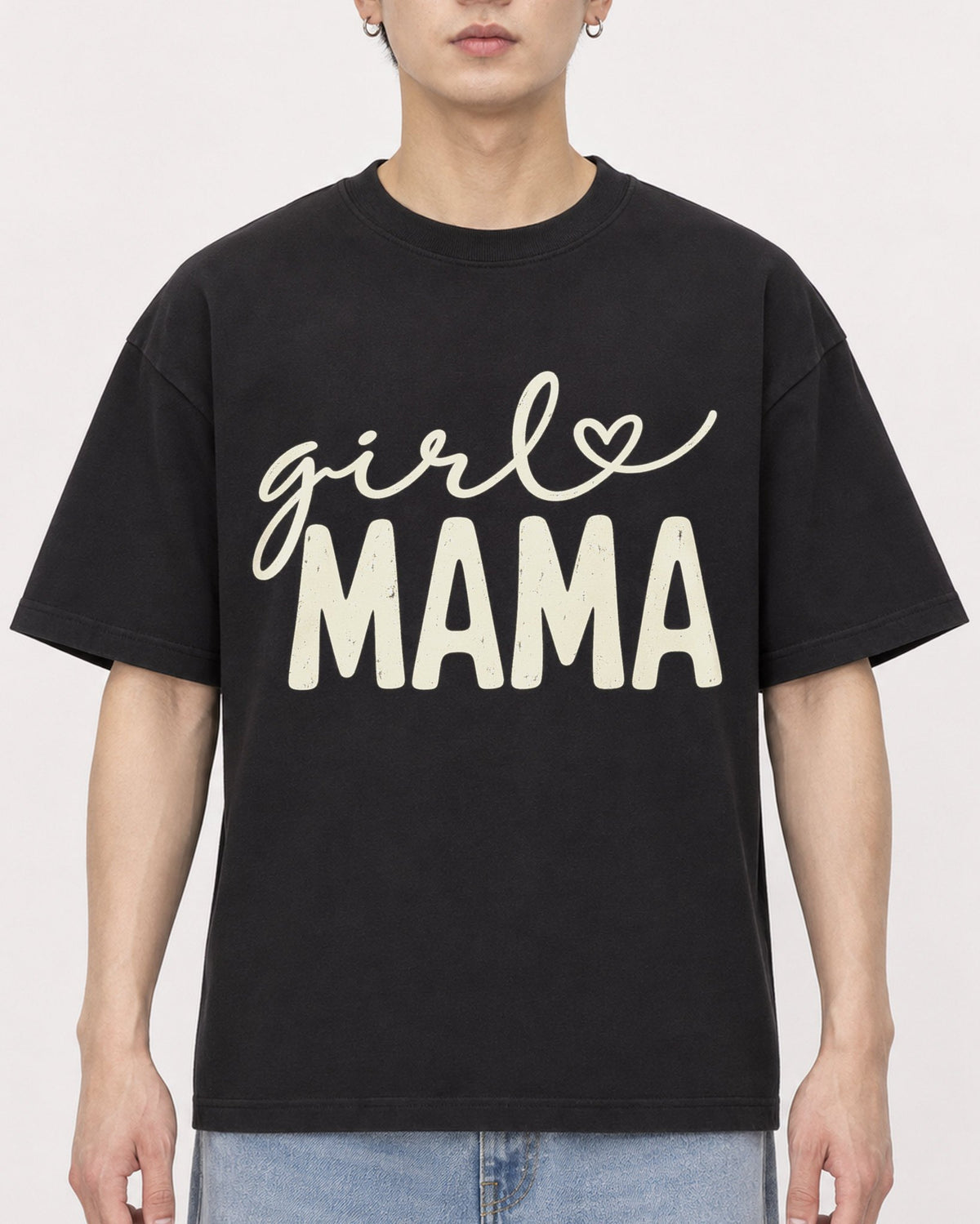 Mockup Boxy Heavyweight Tee Black male close-up 01