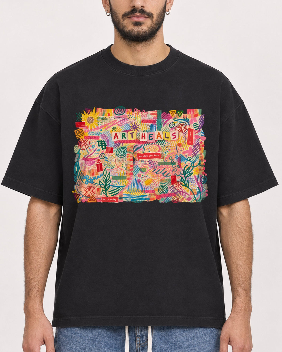 Mockup Boxy Heavyweight Tee Black male close-up 07
