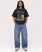 Mockup Boxy Heavyweight Tee Black female full-body 04