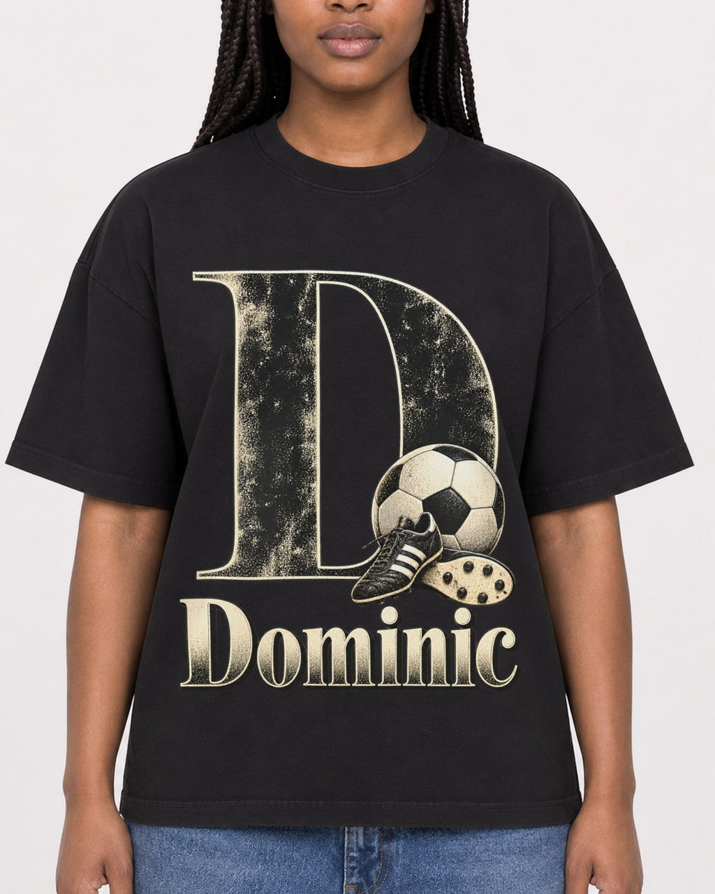 Mockup Boxy Heavyweight Tee Black female close-up 04