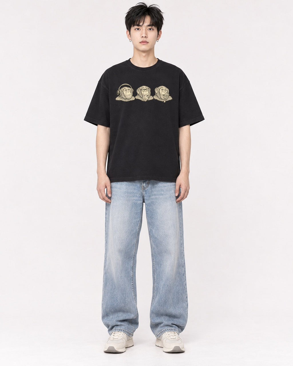 Mockup Boxy Heavyweight Tee Black male full-body 01