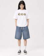 Mockup Boxy Heavyweight Tee White female full-body 01