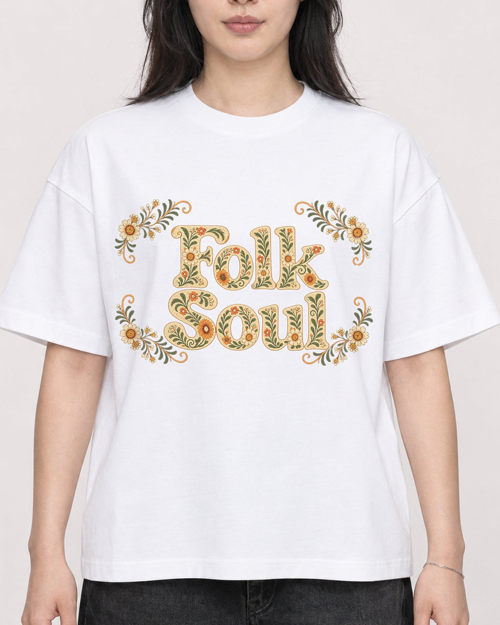 Mockup Boxy Heavyweight Tee White female close-up 13