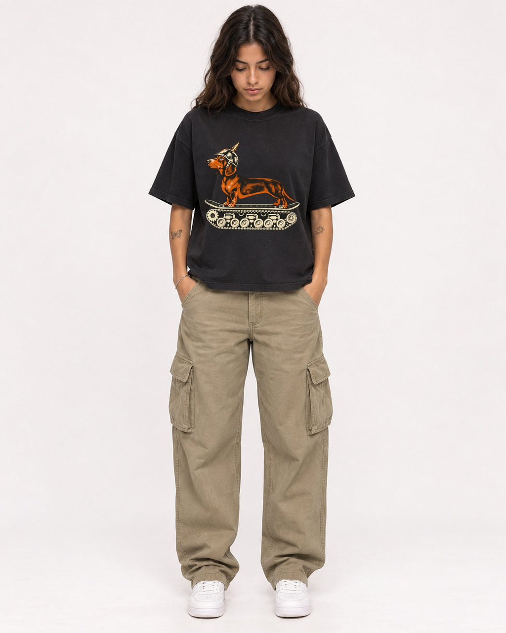 Mockup Boxy Heavyweight Tee Black female full-body 06