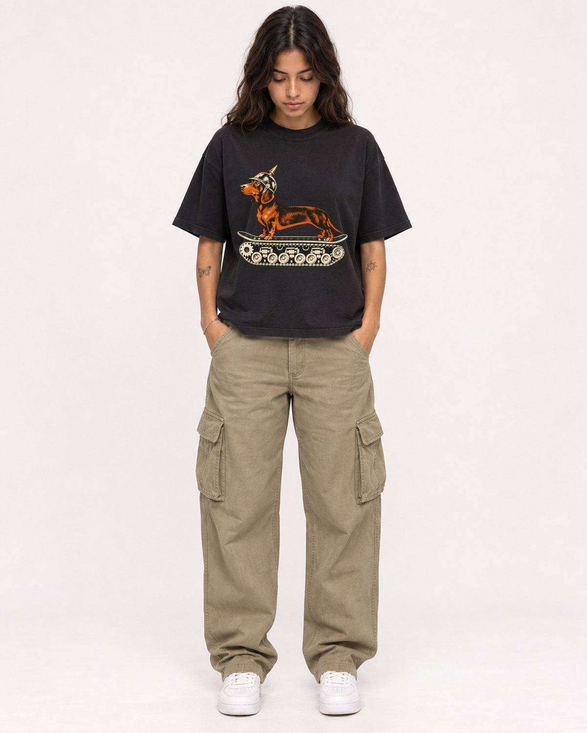 Mockup Boxy Heavyweight Tee Black female full-body 06