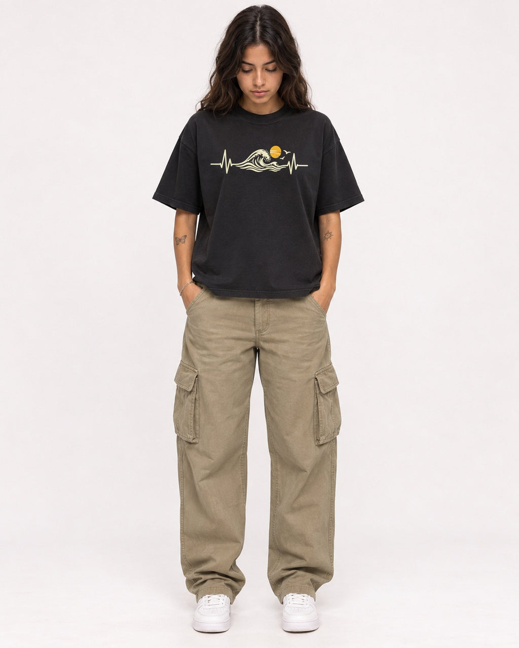 Mockup Boxy Heavyweight Tee Black female full-body 06