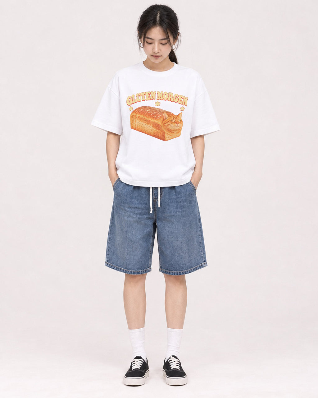 Mockup Boxy Heavyweight Tee White female full-body 21