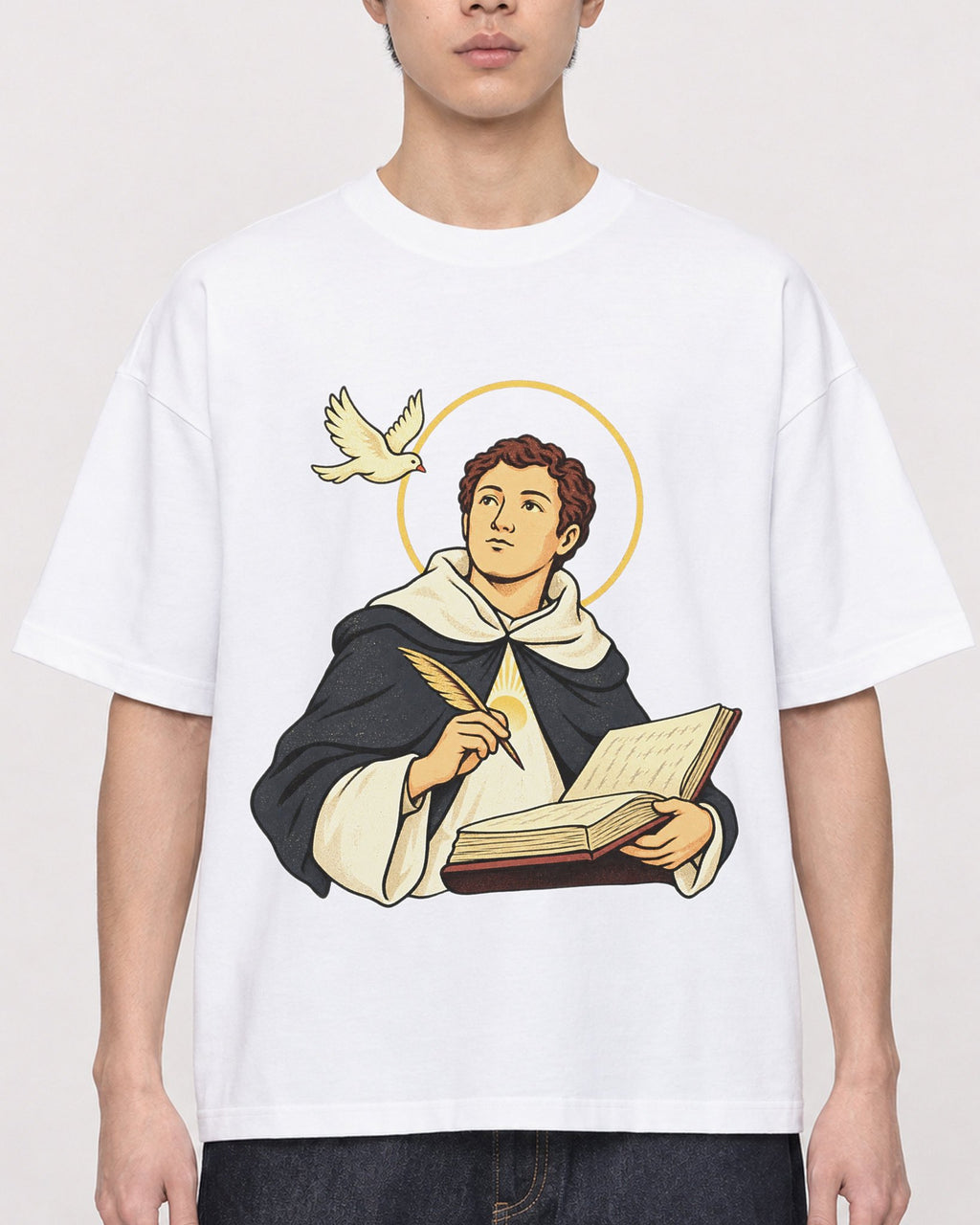 Mockup Boxy Heavyweight Tee White male close-up 01