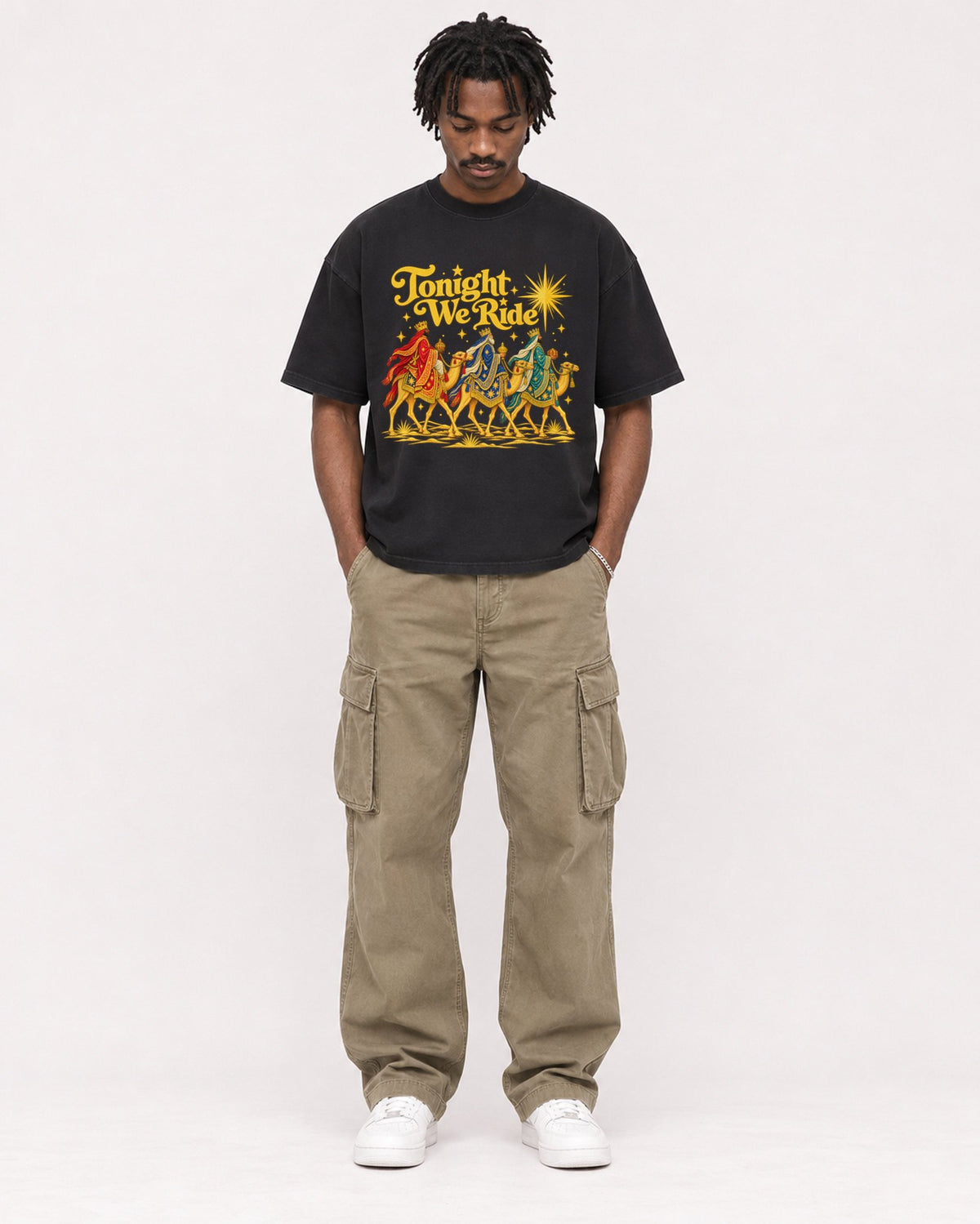Mockup Boxy Heavyweight Tee Black male full-body 04