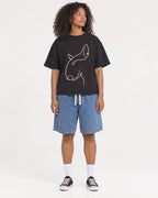 Mockup Boxy Heavyweight Tee Black female full-body 05